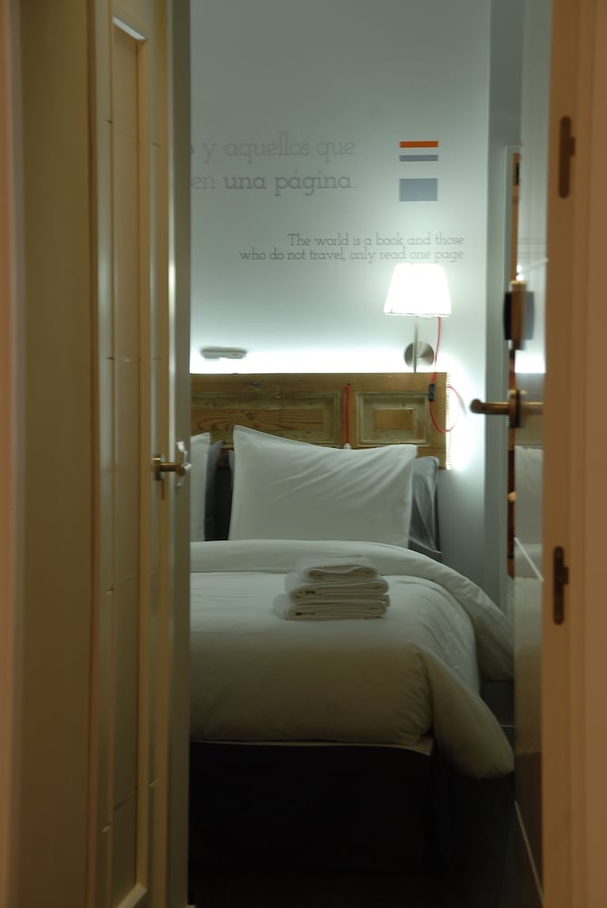 Diezmadrid Hostal