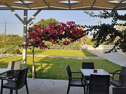 Yiannis Apartments