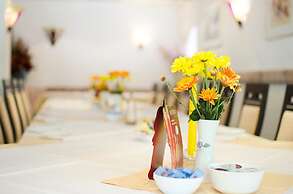 Hotel & Restaurant Park Cafe ISA