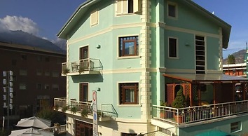 Hotel Olympic