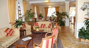 Hotel Olympic