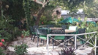 Hotel Jose Contreras