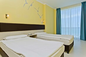 Blue Pearl Hotel