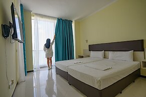 Blue Pearl Hotel