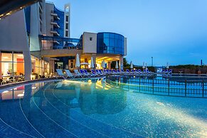 Blue Pearl Hotel