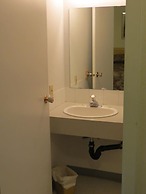 Lazy J Motel