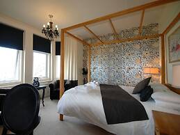 The Gladstone