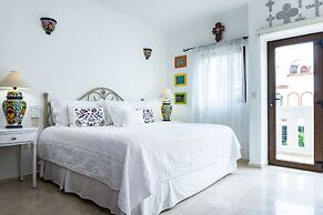 Royal Palms by Bric