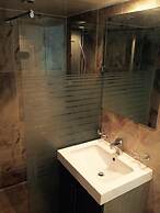 Xeromine - Hostel