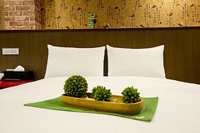 Hotel 6 - ZhongHua