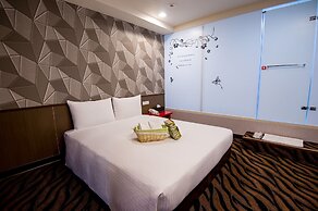 Hotel 6 - ZhongHua