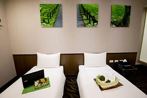 Hotel 6 - ZhongHua