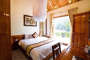Mua Caves Ecolodge