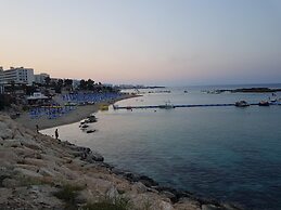 Astreas Beach Hotel