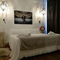 Purple Dog Suites