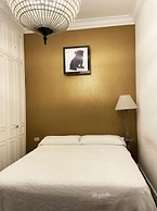 Purple Dog Suites