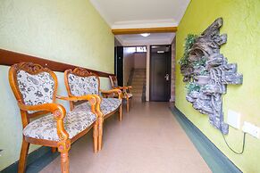 Eight Winx Hotel
