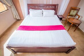 Eight Winx Hotel