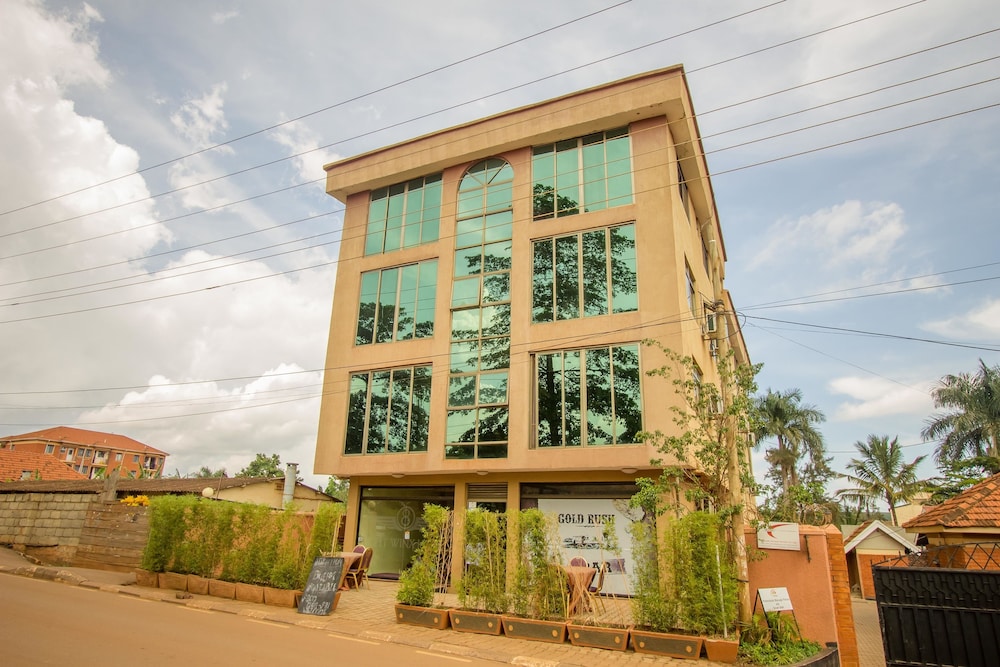 Eight Winx Hotel