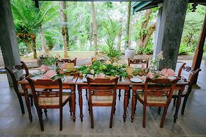 Villa Birdlake