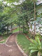 Villa Birdlake