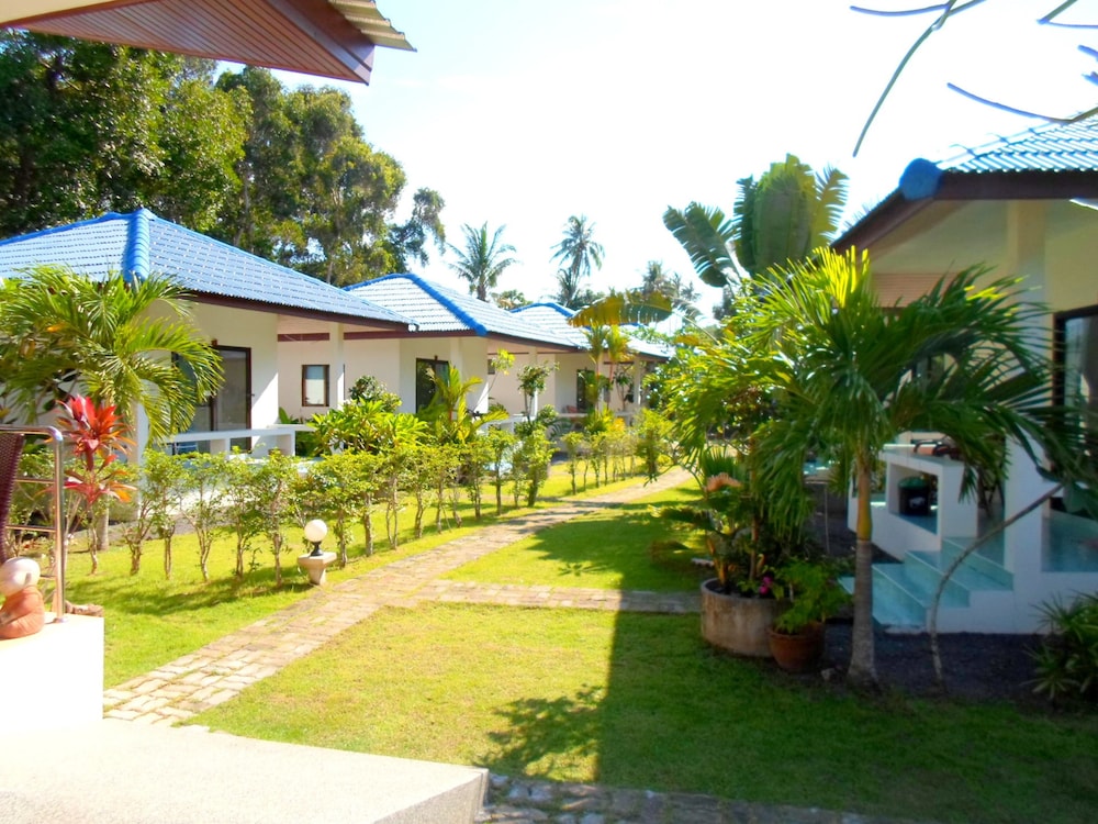 Baan Kuasakul Resort