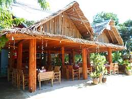 Baan Kuasakul Resort