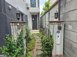 Sophiearth Apartment