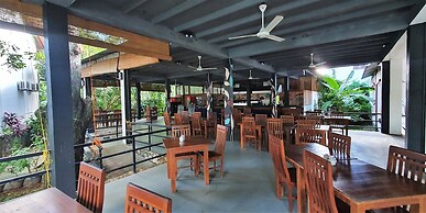 Blue Turtle Hotel