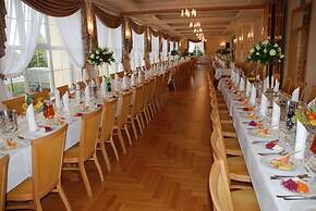 Hotel Bielany
