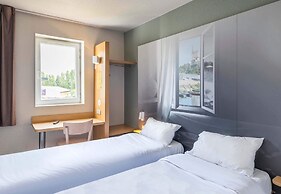 B&B HOTEL Angers 2 Université