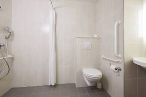 B&B HOTEL Angers 2 Université