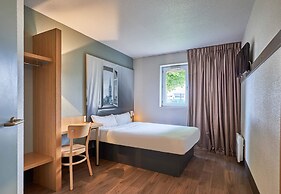 B&B HOTEL Caen Mémorial