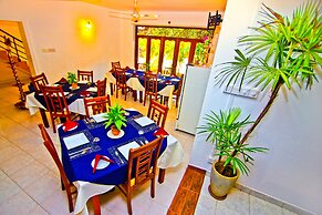 Thilaka City Hotel