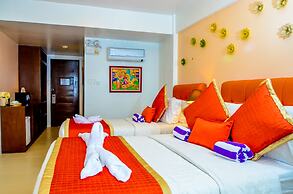White House Beach Resort