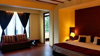 Maya Inn