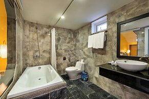 Golden Bell Homestay