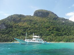 Isla Expeditions