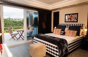 Head over Hills Luxury Retreat