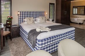 Head over Hills Luxury Retreat
