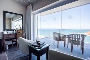 Head over Hills Luxury Retreat