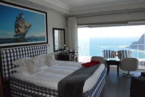 Head over Hills Luxury Retreat