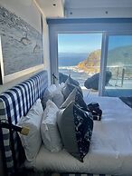 Head over Hills Luxury Retreat