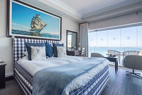 Head over Hills Luxury Retreat