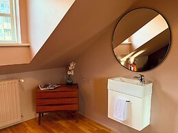 Grettir Guesthouse
