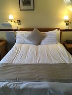 Nyton Hotel