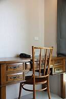 Herry Residence