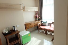 Herry Residence