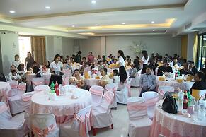 Ray Hotel