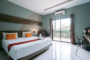 Ray Hotel